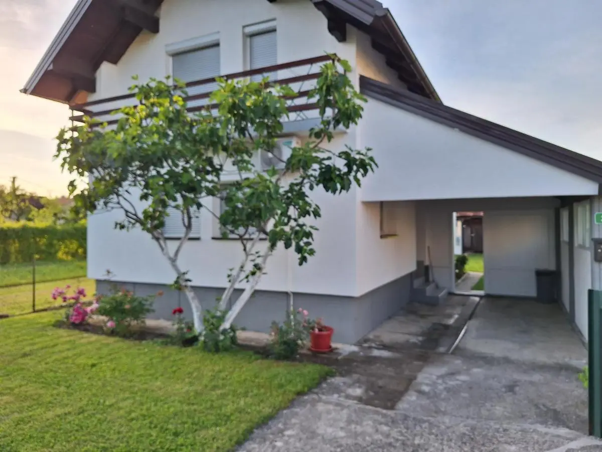 Vila Ajsa