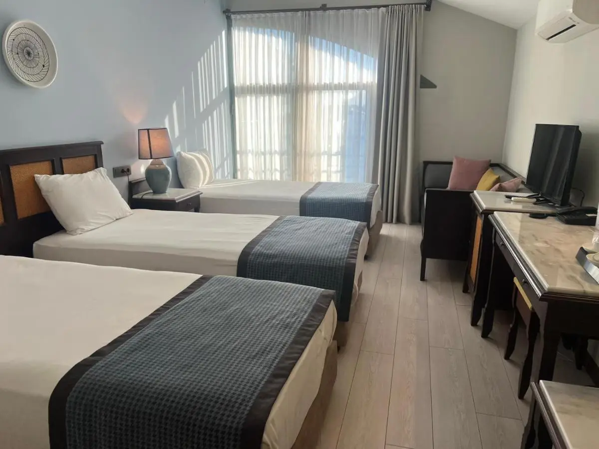 Lara Park Hotel