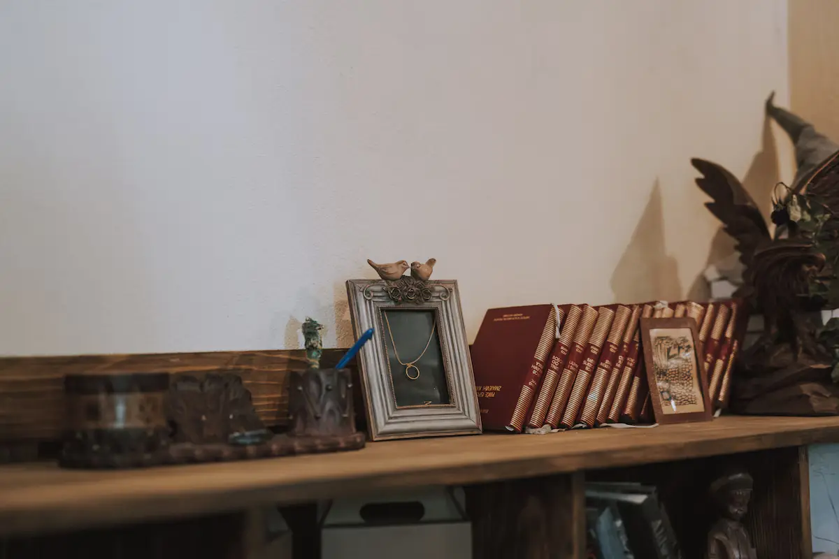 Hobbit House Mostar – Magical Underground Stay