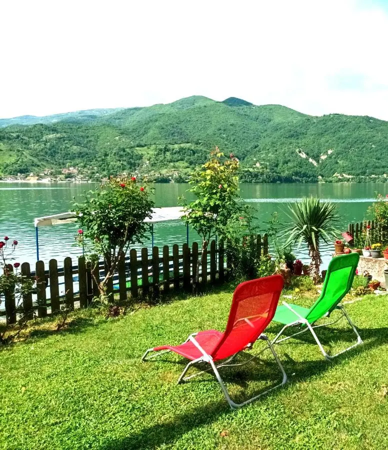 Dina apartman Jablaničko jezero