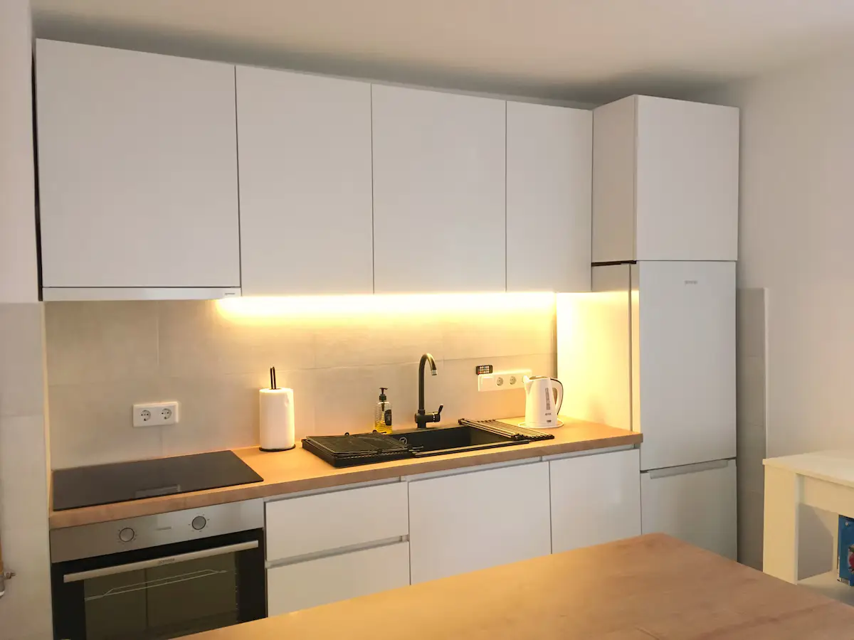 Simple Apartment Near City Center