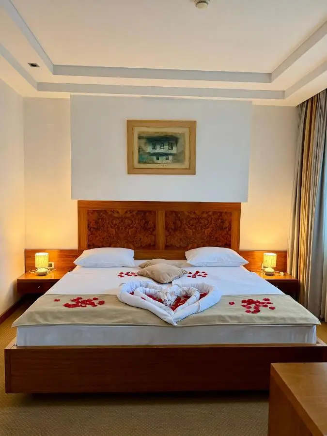 Hotel Exclusive