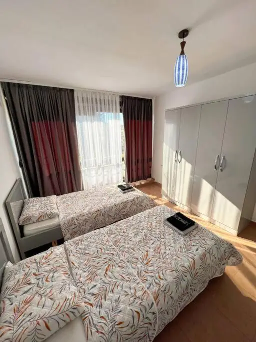 Scanderbeg Square 2BR APT