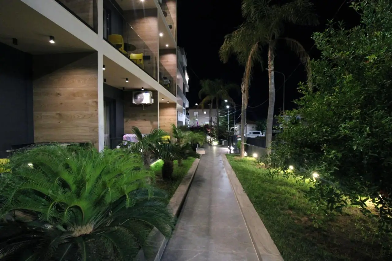 Valmar Hotel