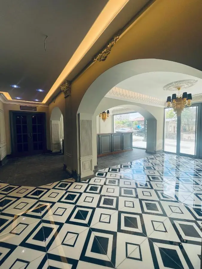 Lala Grand Hotel