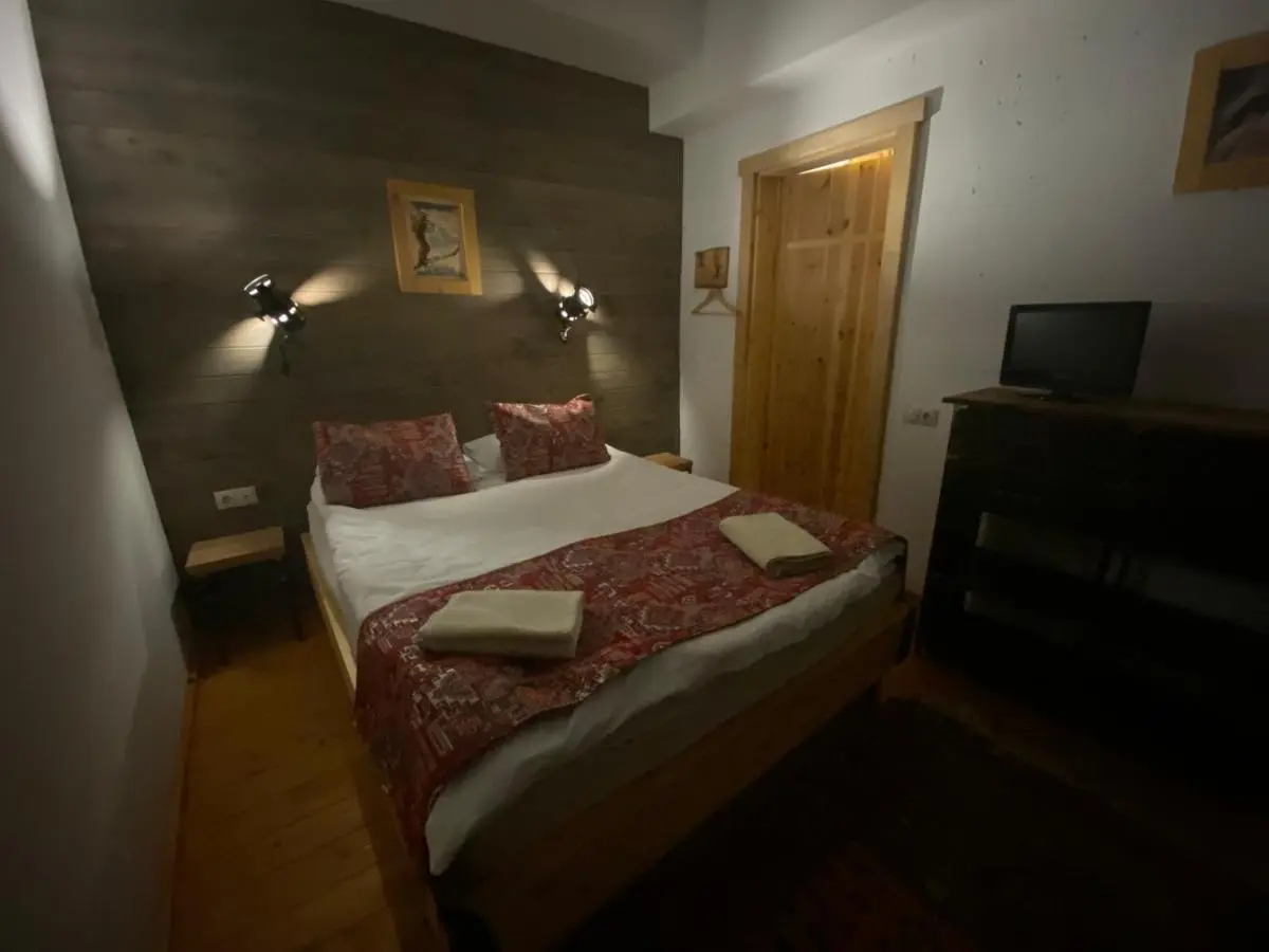 Mountain Cricket Chalets and Apartments Gudauri