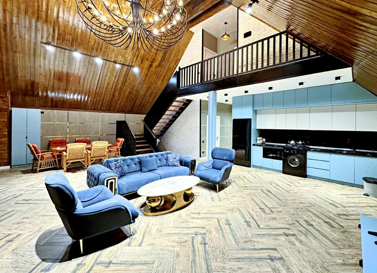 Black A-Frame Luxury Chalet & Pool