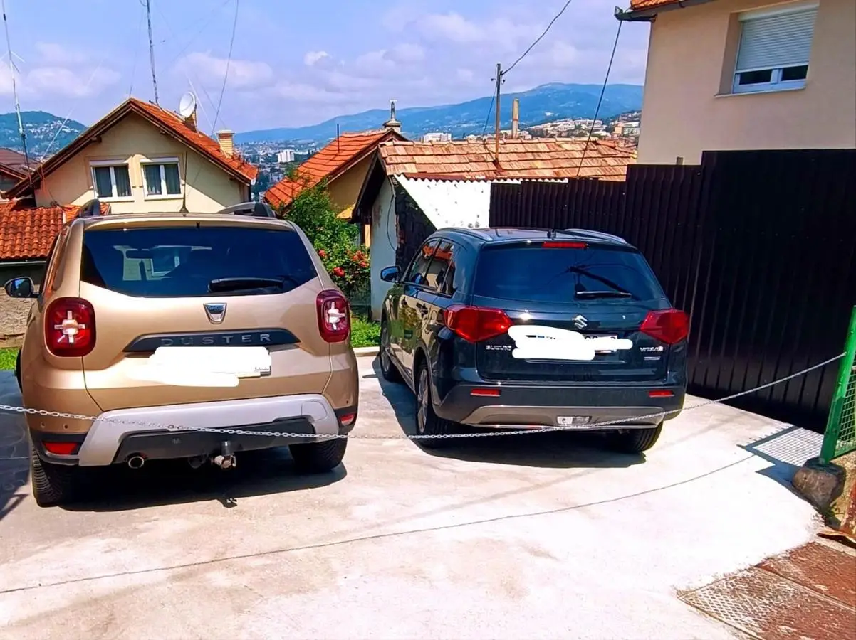 Garden free parking