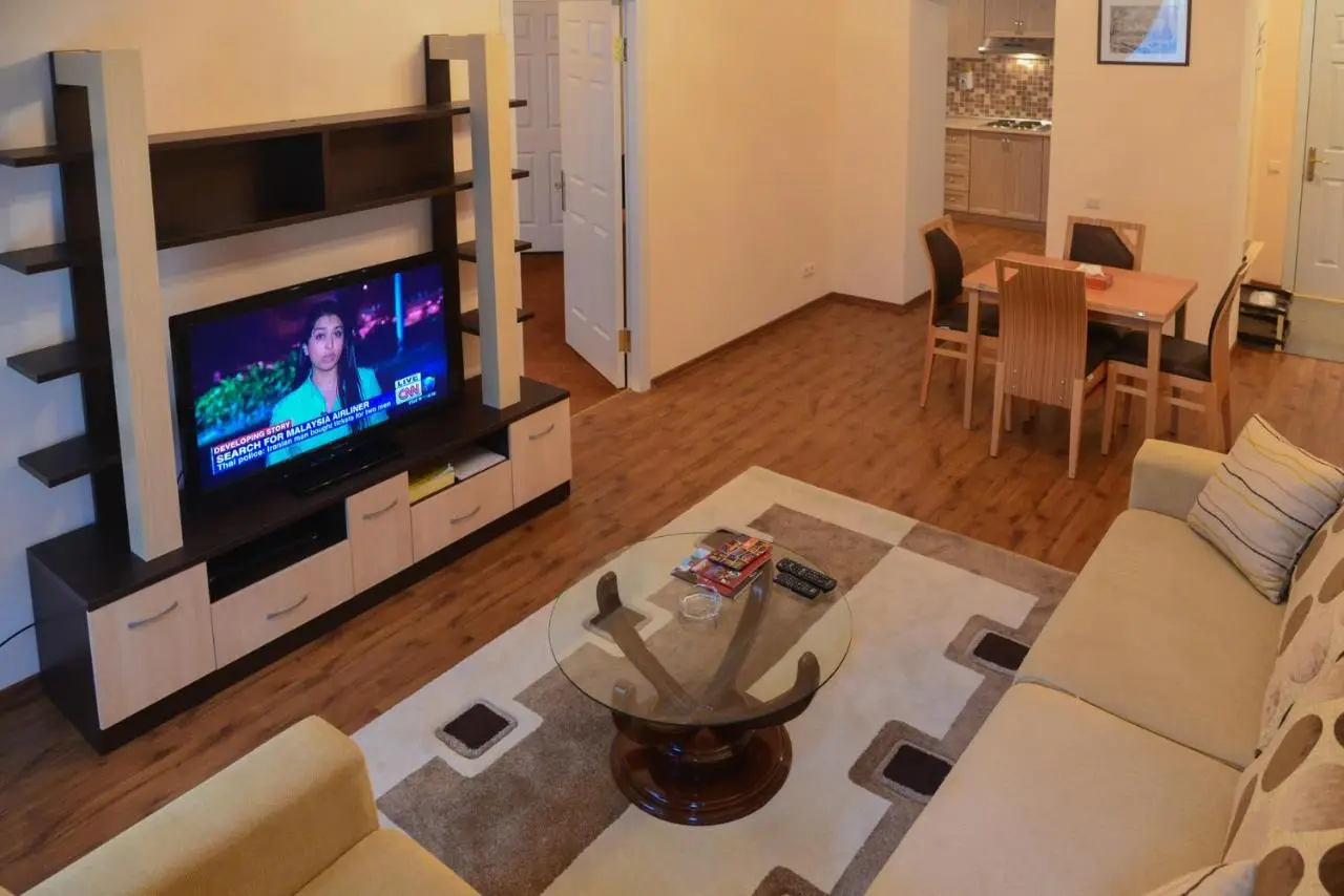 City Mansion ApartHotel