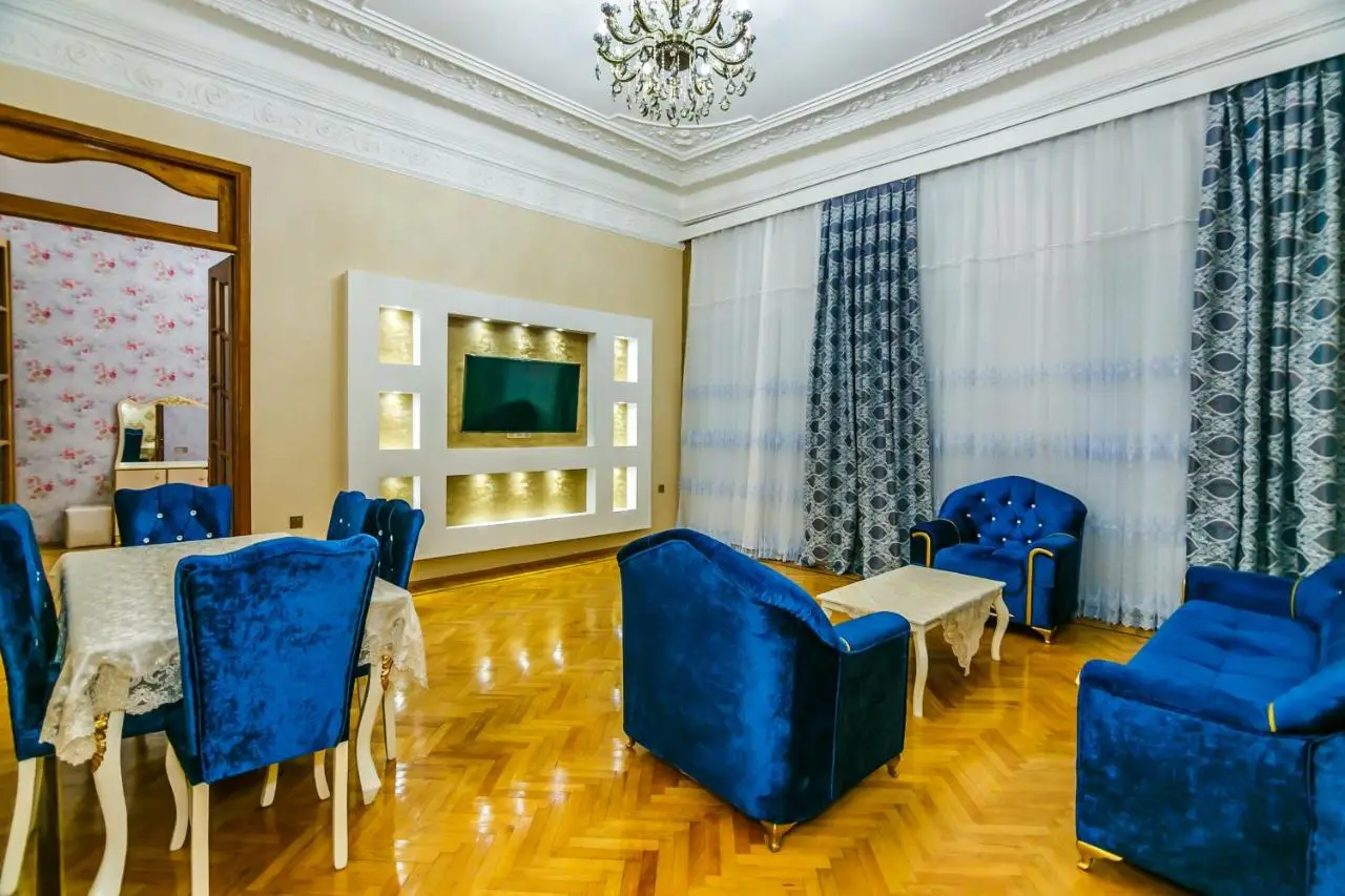 Hezi Aslanov house in CITY CENTRE