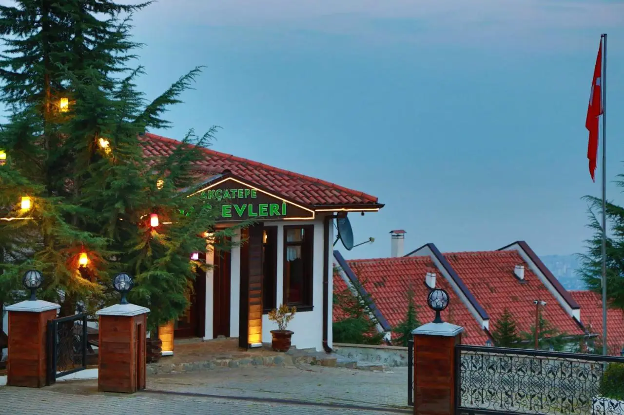 Akcatepe Dag Evleri
