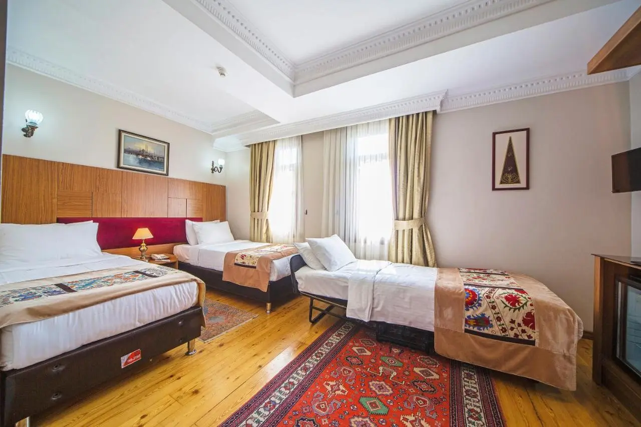 Hippodrome Hotel