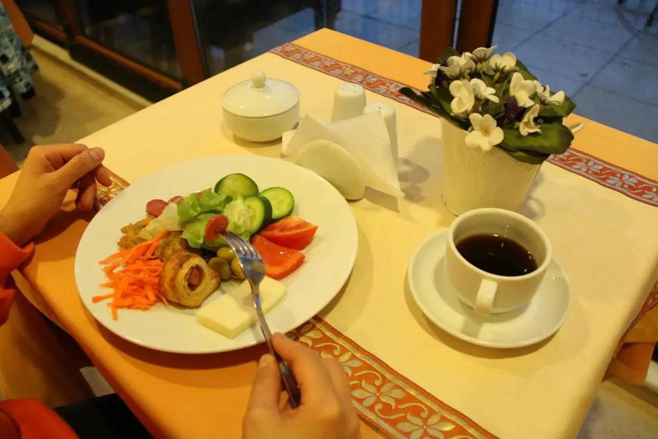 Grand Peninsula Hotel