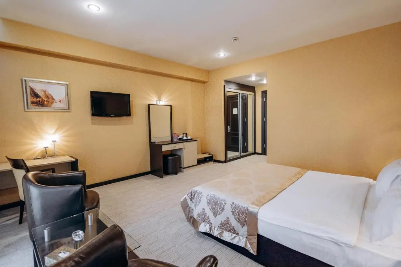 Days Hotel By Wyndham Baku