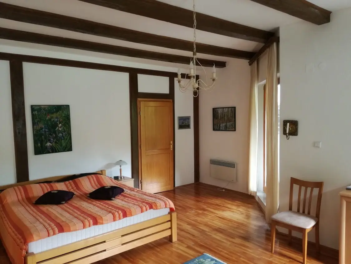 luxurious 350 m villa with 4 bedrooms
