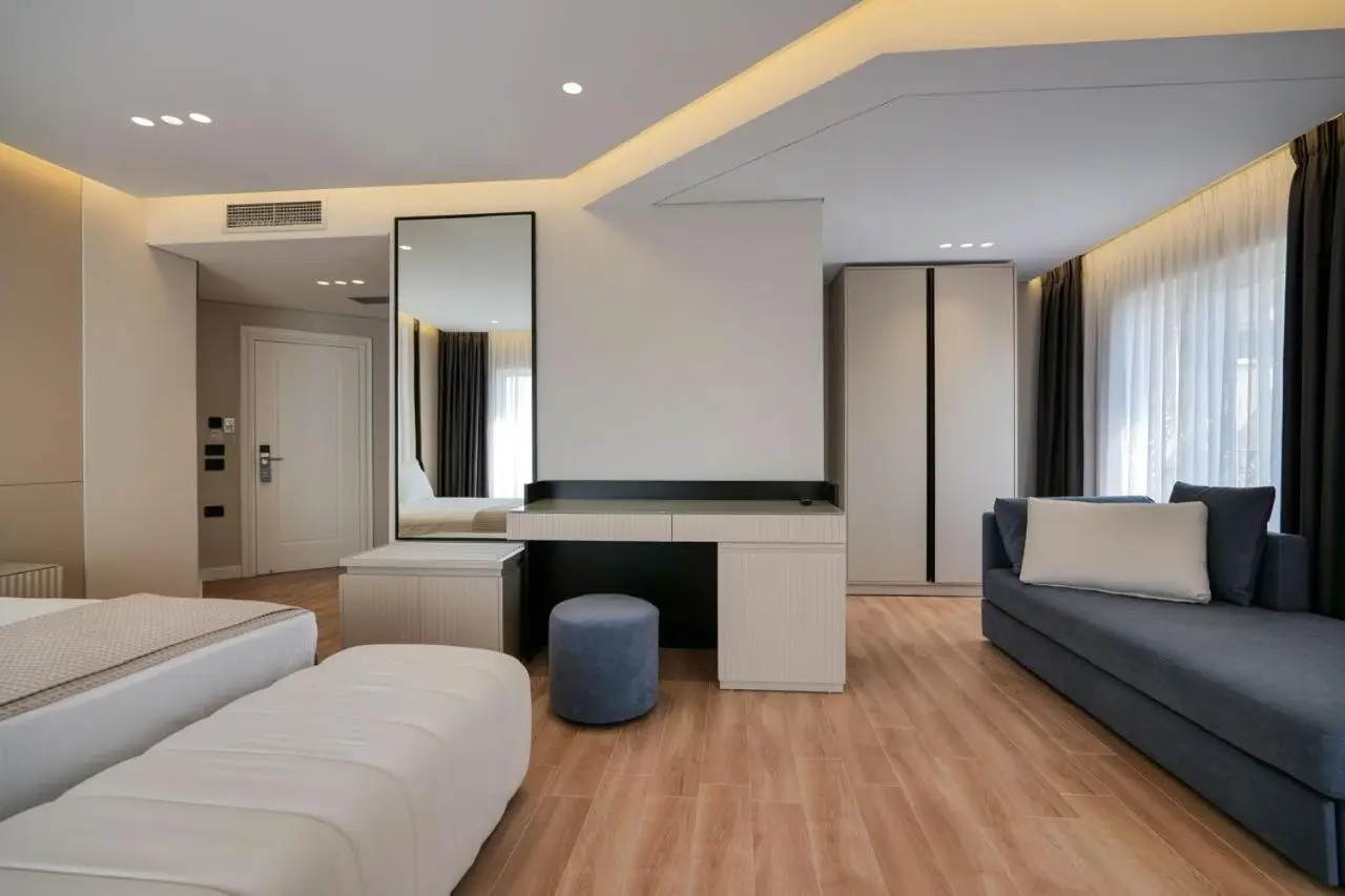 AMI MAR Hotel