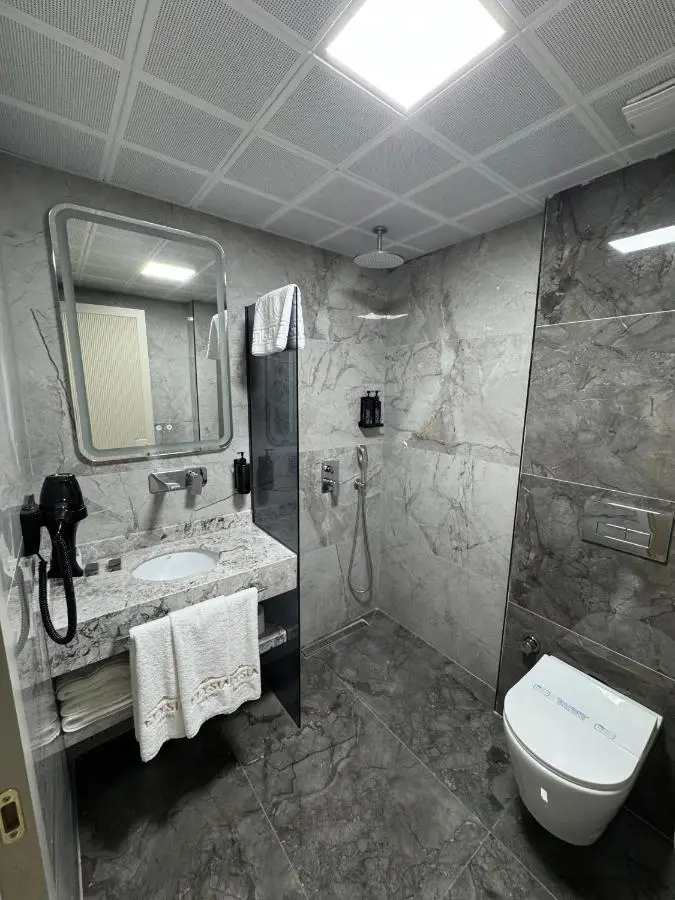 Elysia Plus Hotel