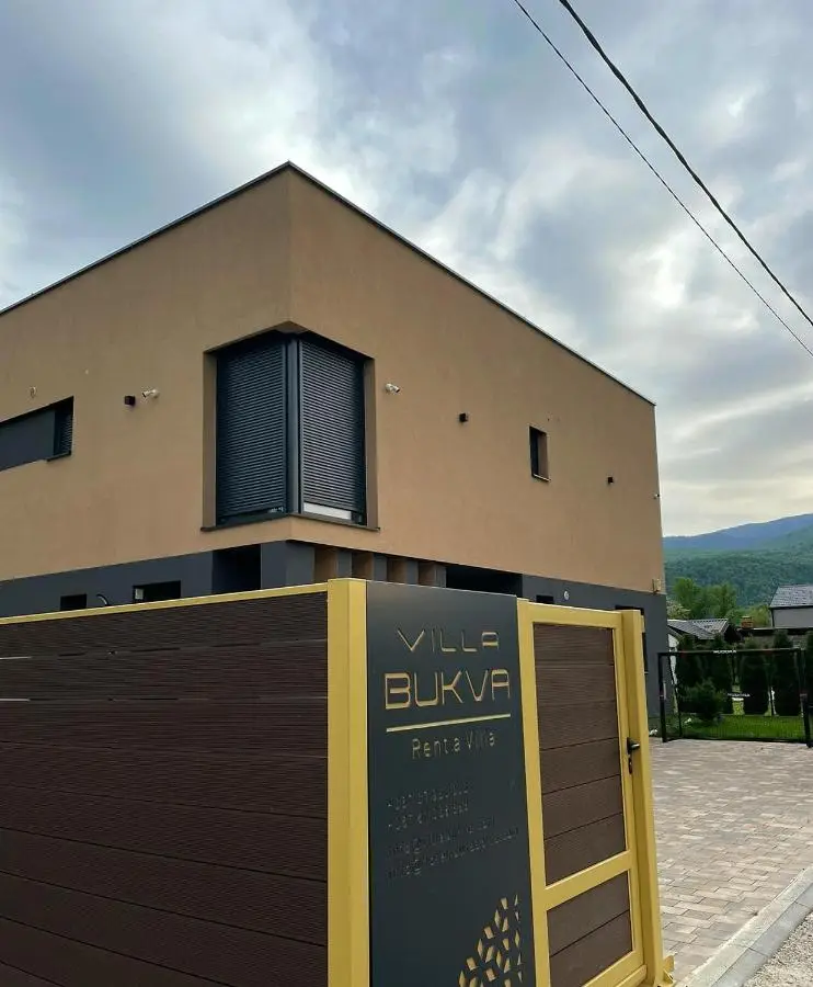 Lohovo Villa Bukva