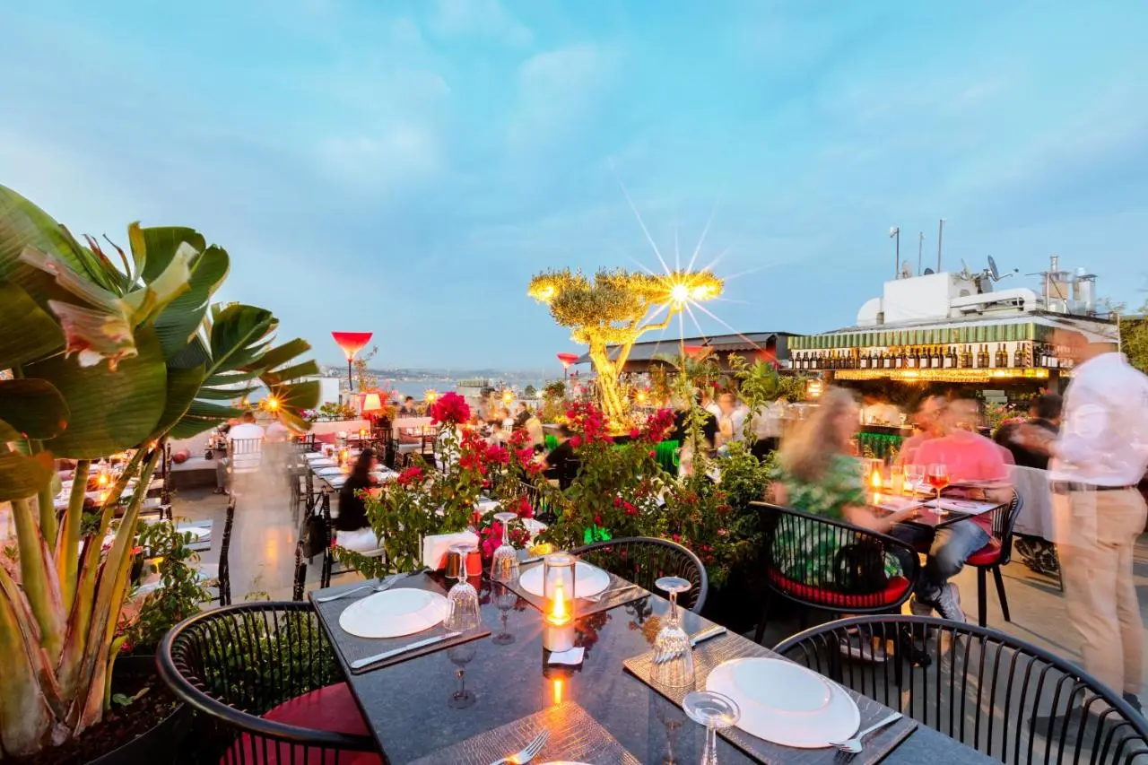 Seres Hotel Old City