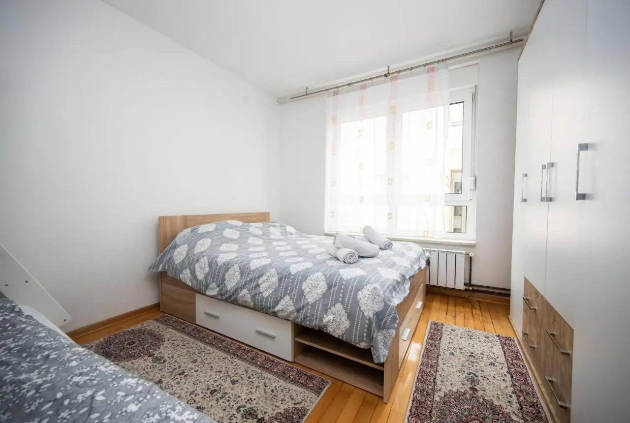 Spacious & Modern Apartment in the City Centre