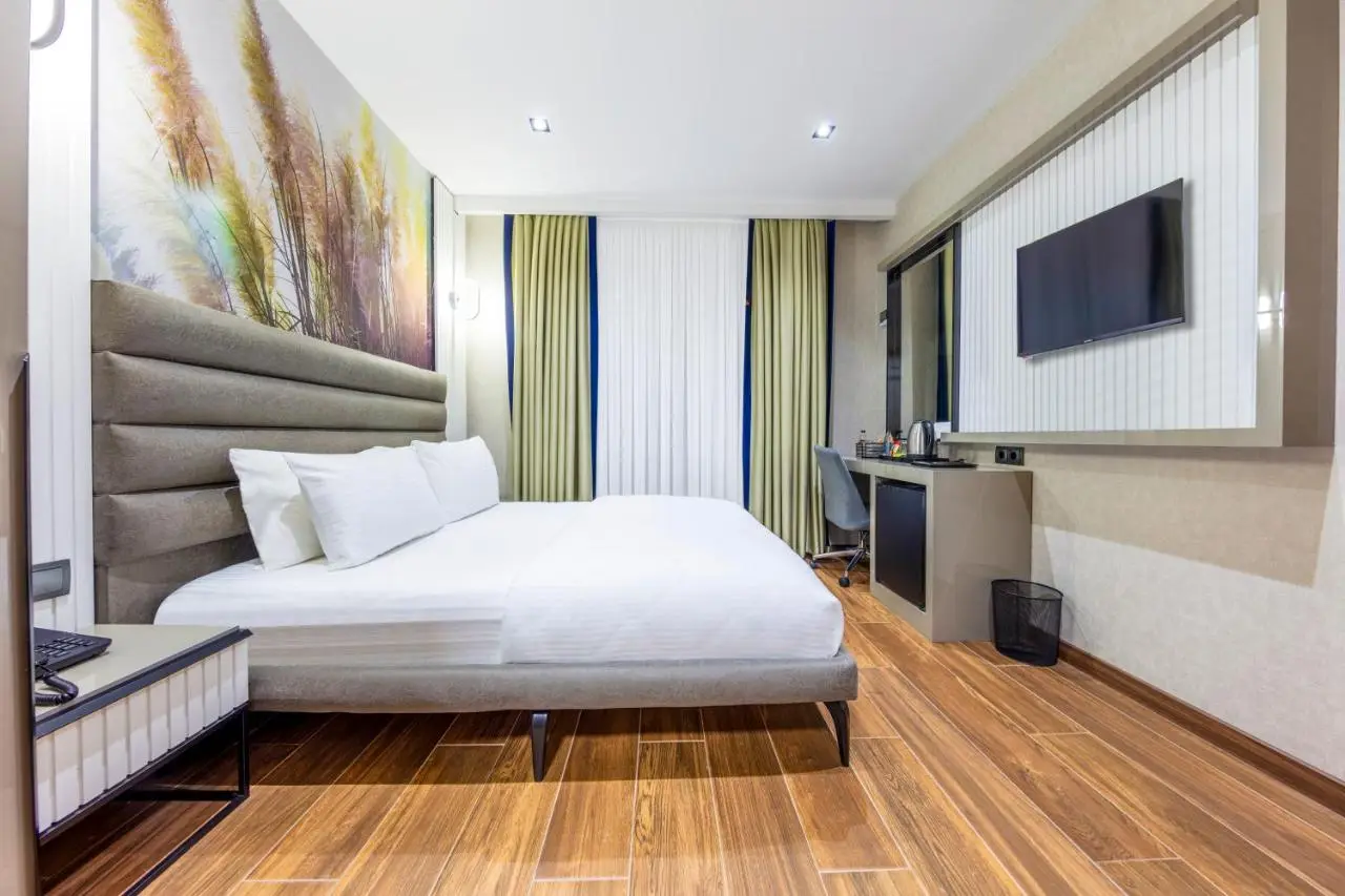 Dem Premium Hotel - Round Trip Airport Service - Istanbul International Airport