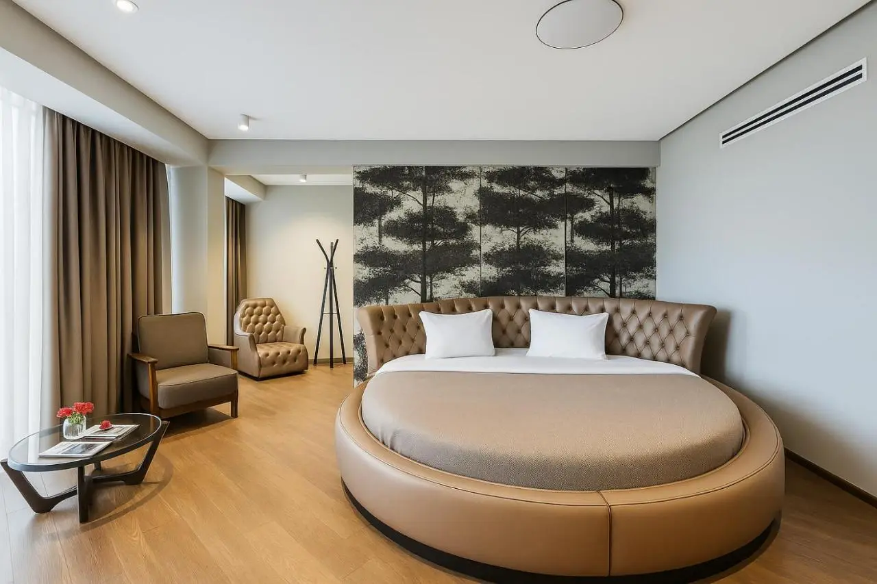 Golden Palace Hotel