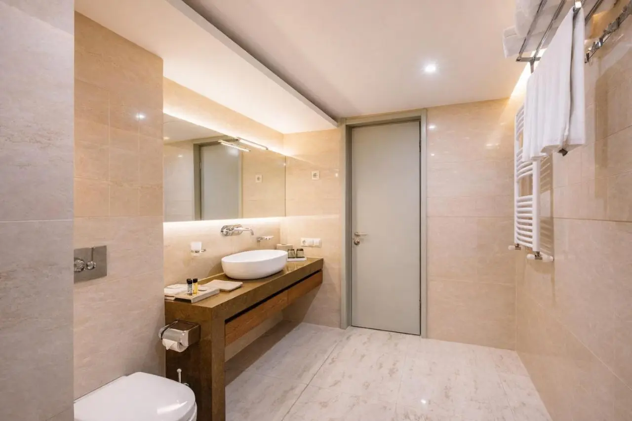 Golden Palace Hotel