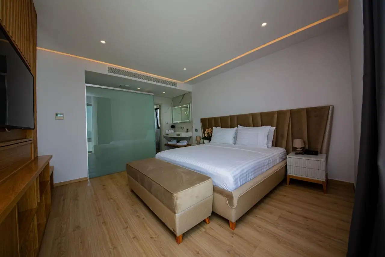 El Primero Hotel