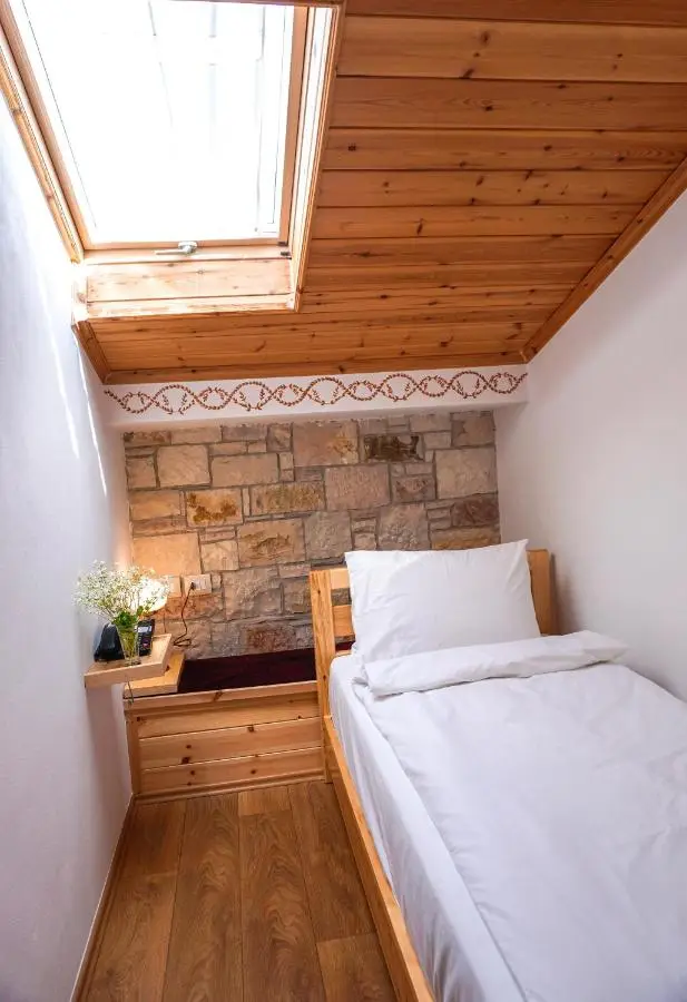 Hotel Argjiro