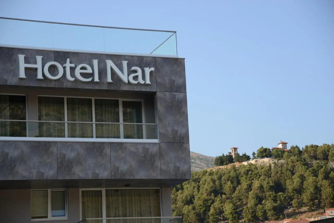Hotel Nar