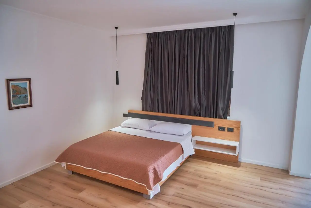 Kalpazo Inn Tirana