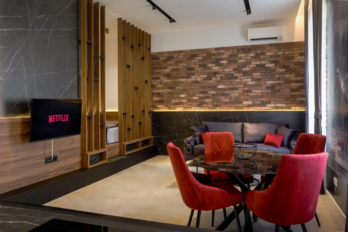 Lofty Exclusive Apartments 2