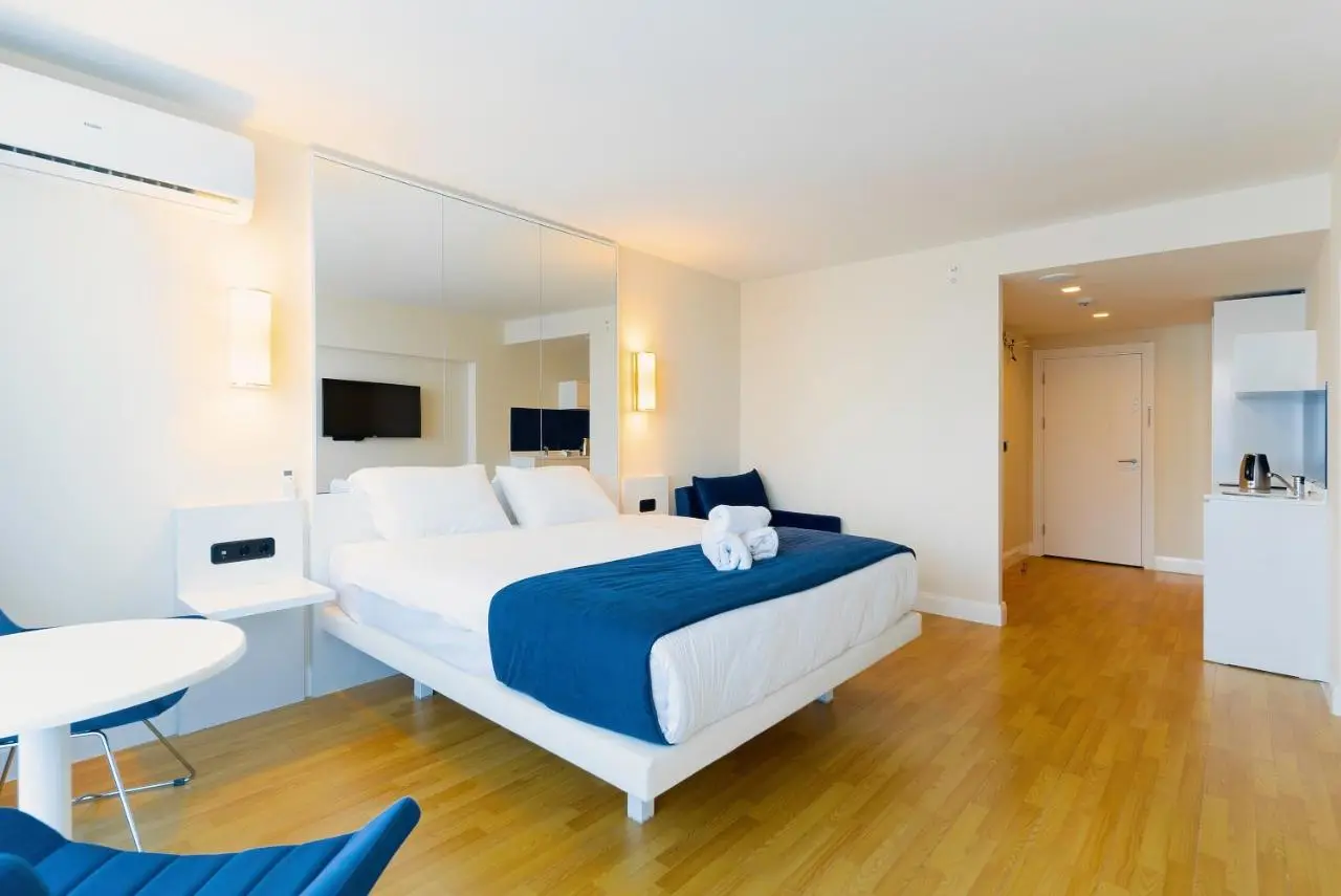 Luxury Sea View Apartments