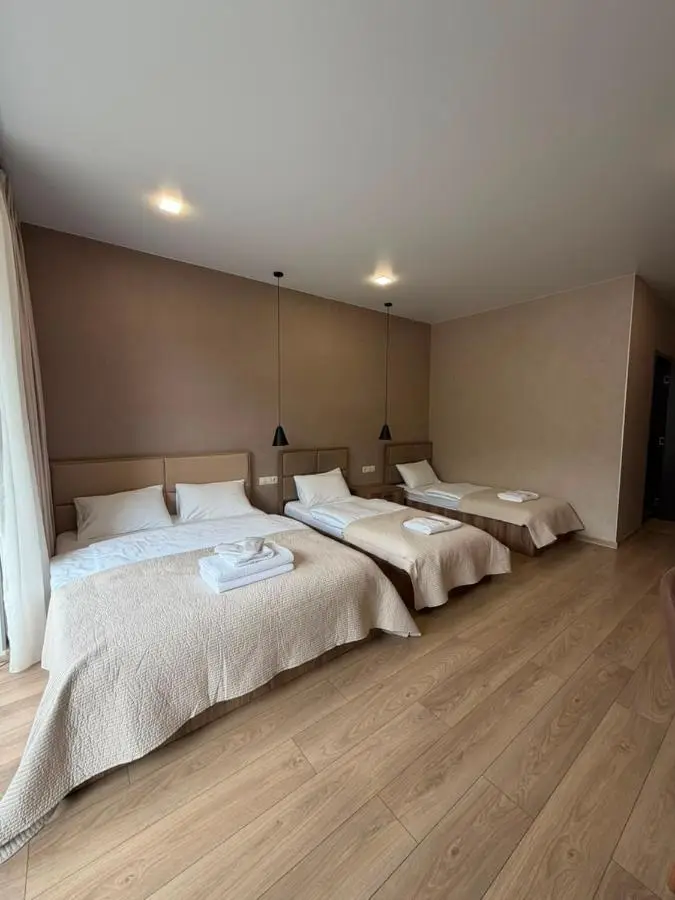 Hotel Sweet Night