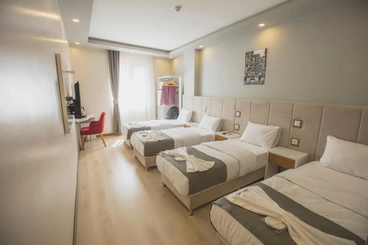 Express İnci Hotel