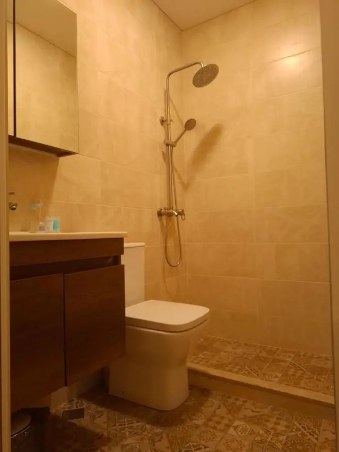 Middle city Guesthouse