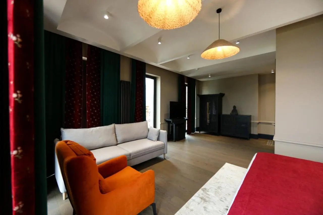 Retro Boutique Hotel
