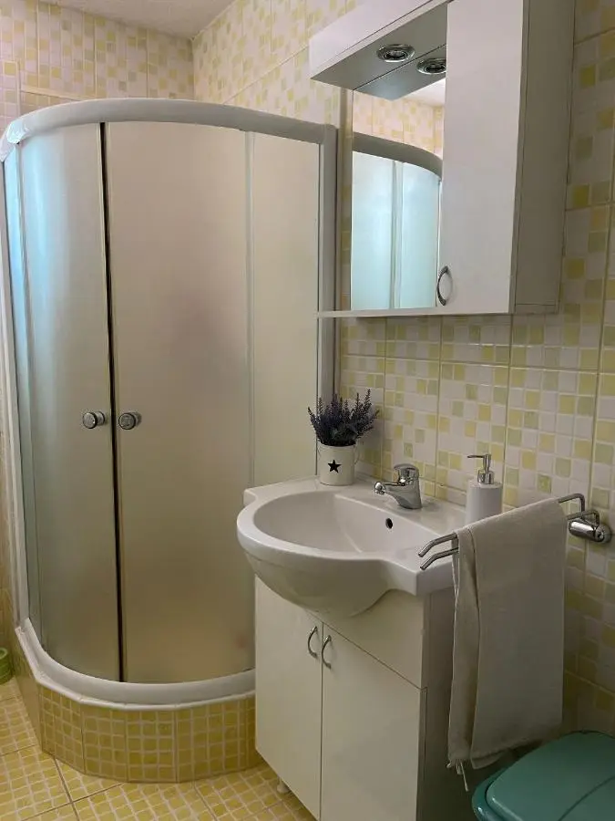 Muzur Apartment