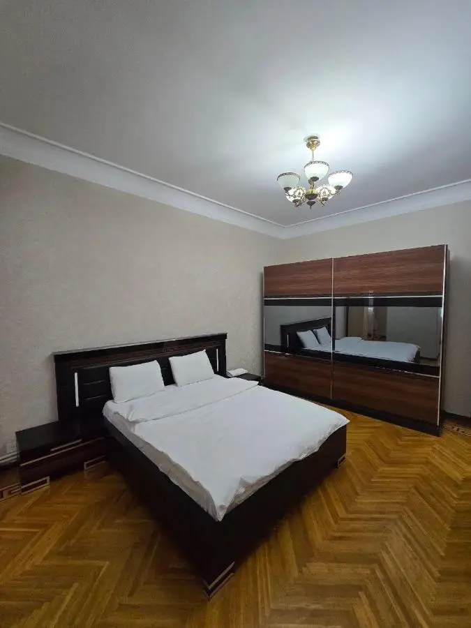 Apartment Formula 1 view