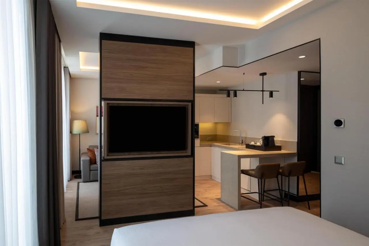 Altunizade Suites Istanbul, Curio Collection By Hilton