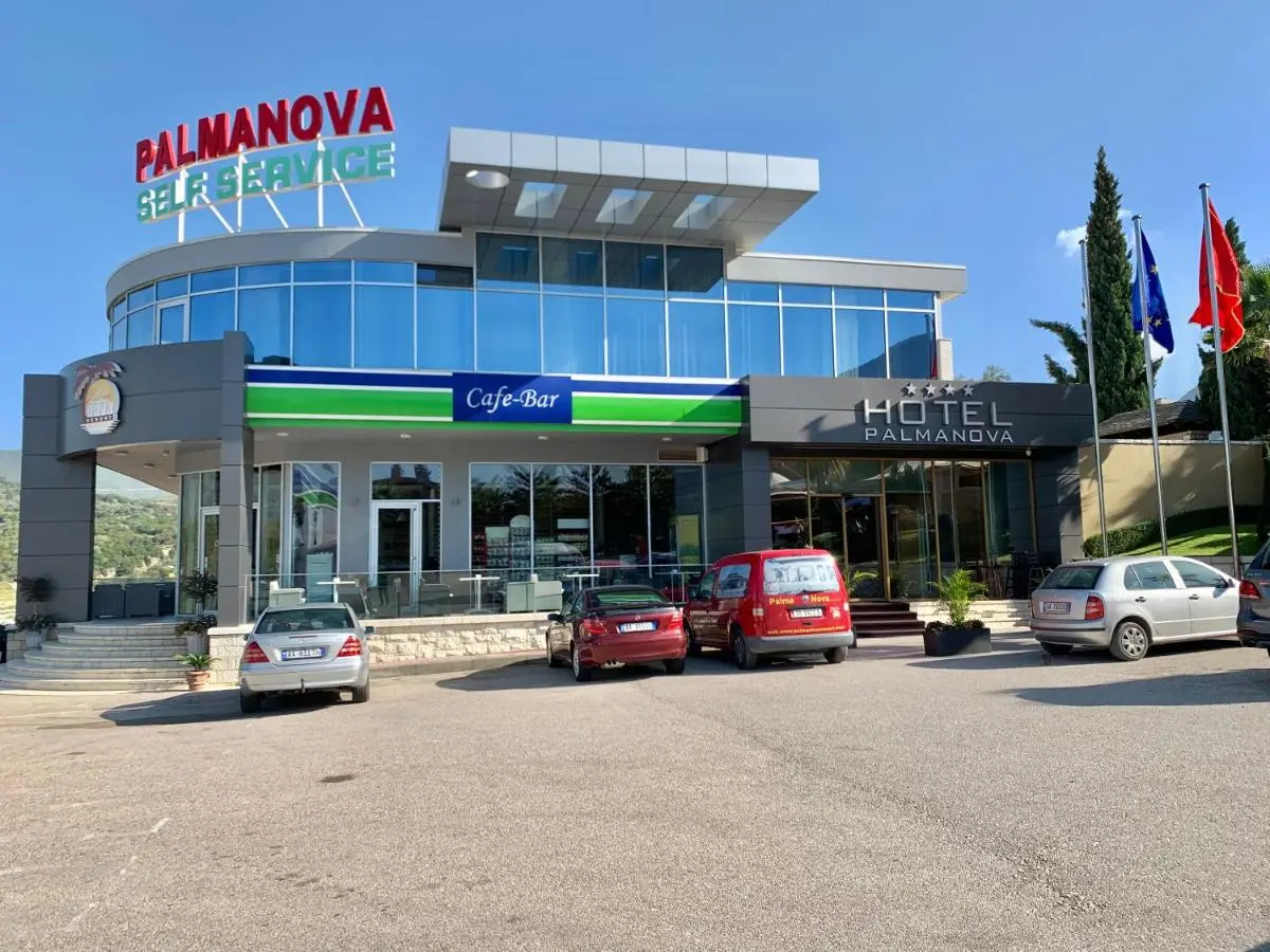 PalmaNova Resort