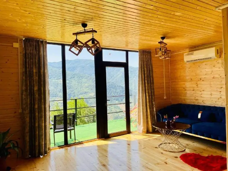 Paradise Inn