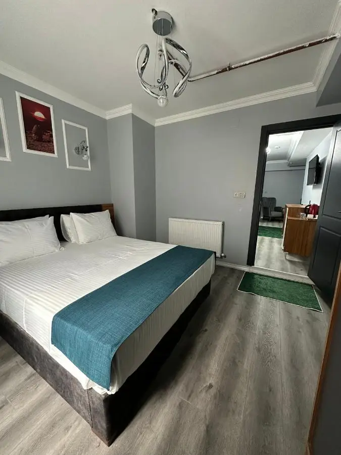 Asgard Hotel