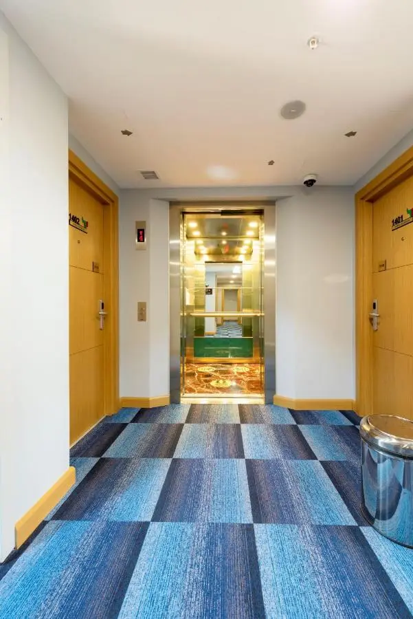 Hotel Boursier 2 & Spa