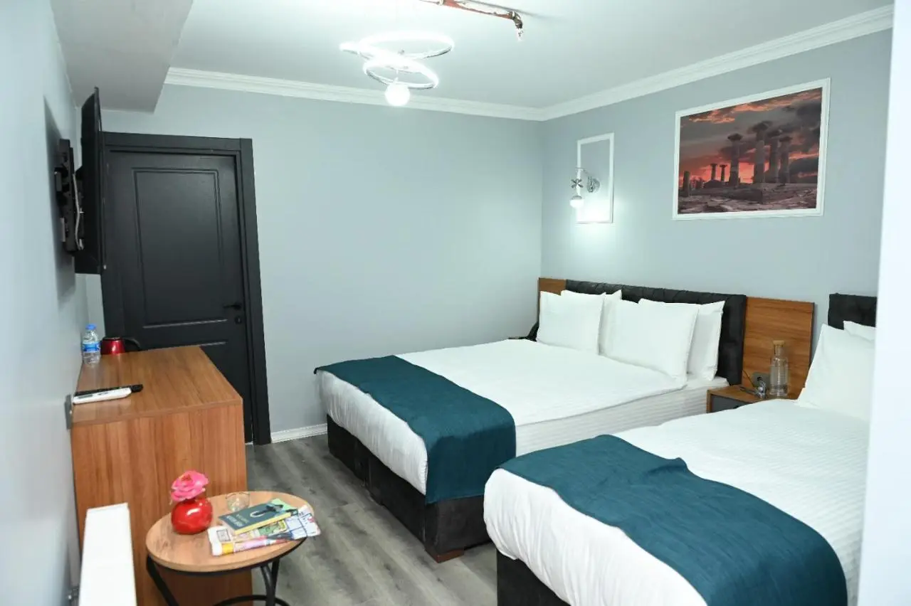 Asgard Hotel