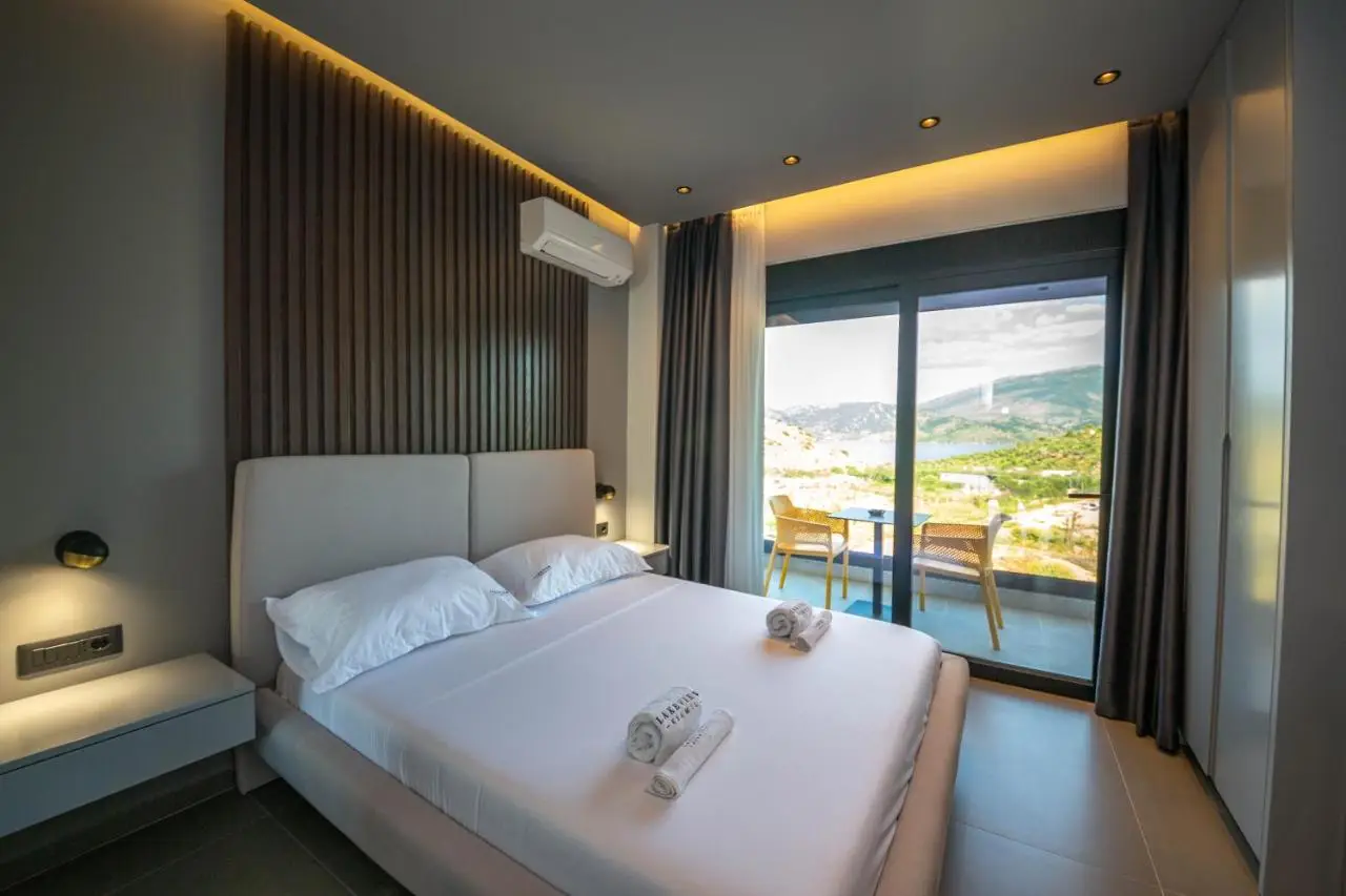 Lake View Rooms Ksamil