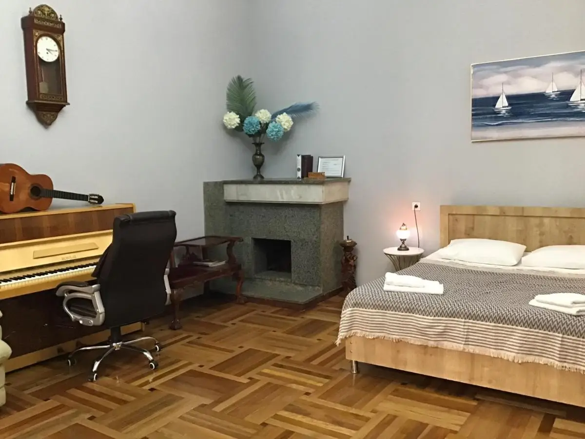 Marjanishvili wings apartment
