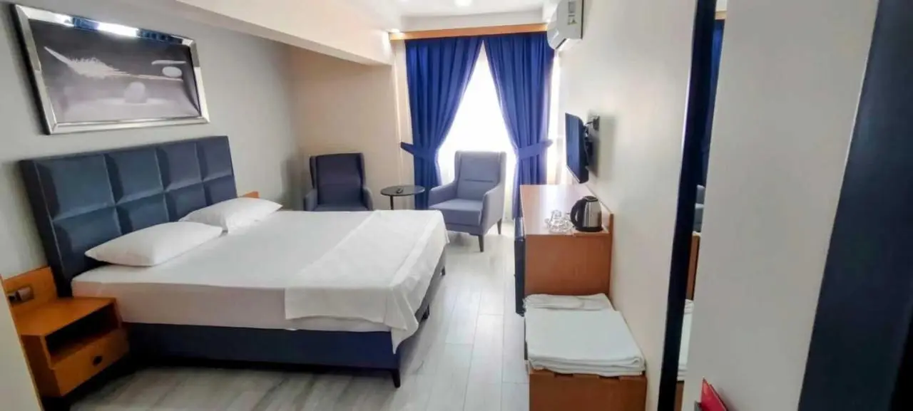 Lantis Otel