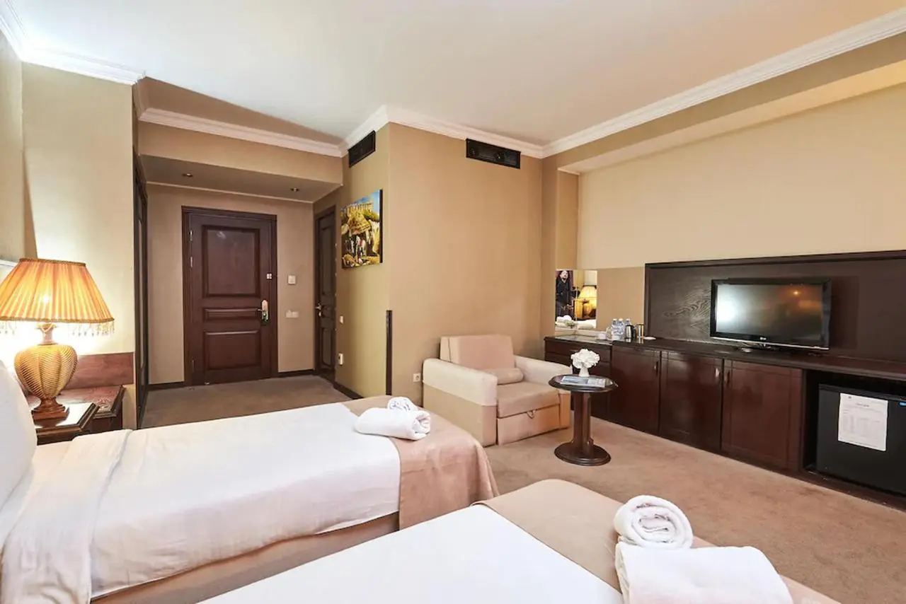 Smith Hotel