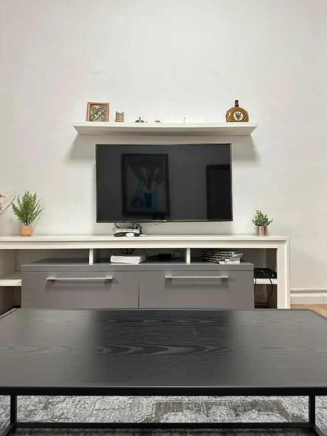 Kelly's Cozy Hideaway - Central Tirana